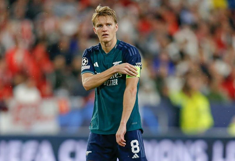 odegaard-tiep-tuc-du-bi-hlv-arteta-tran-an